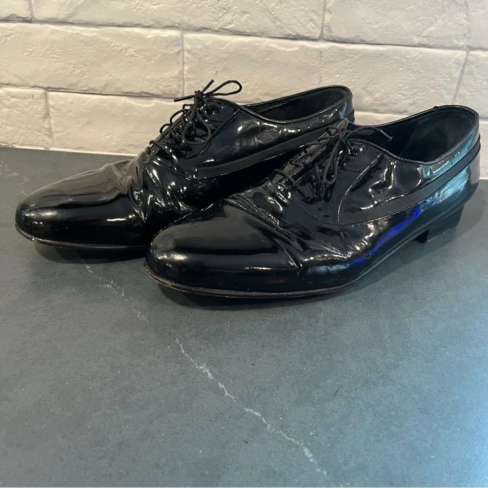 Mezlan sz 10 black patent leather lace up derby shoes